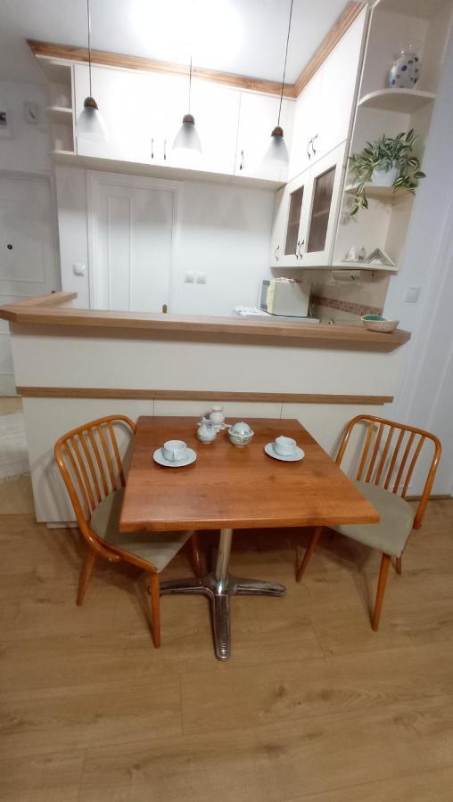 Londira Apartman Heviz Exterior photo